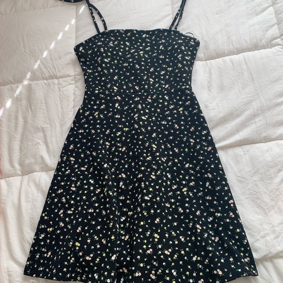 Floral dress - Picture 1 of 3